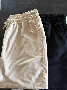 Men’s Elastic Waist Shorts 2 pairs- Cream & Black